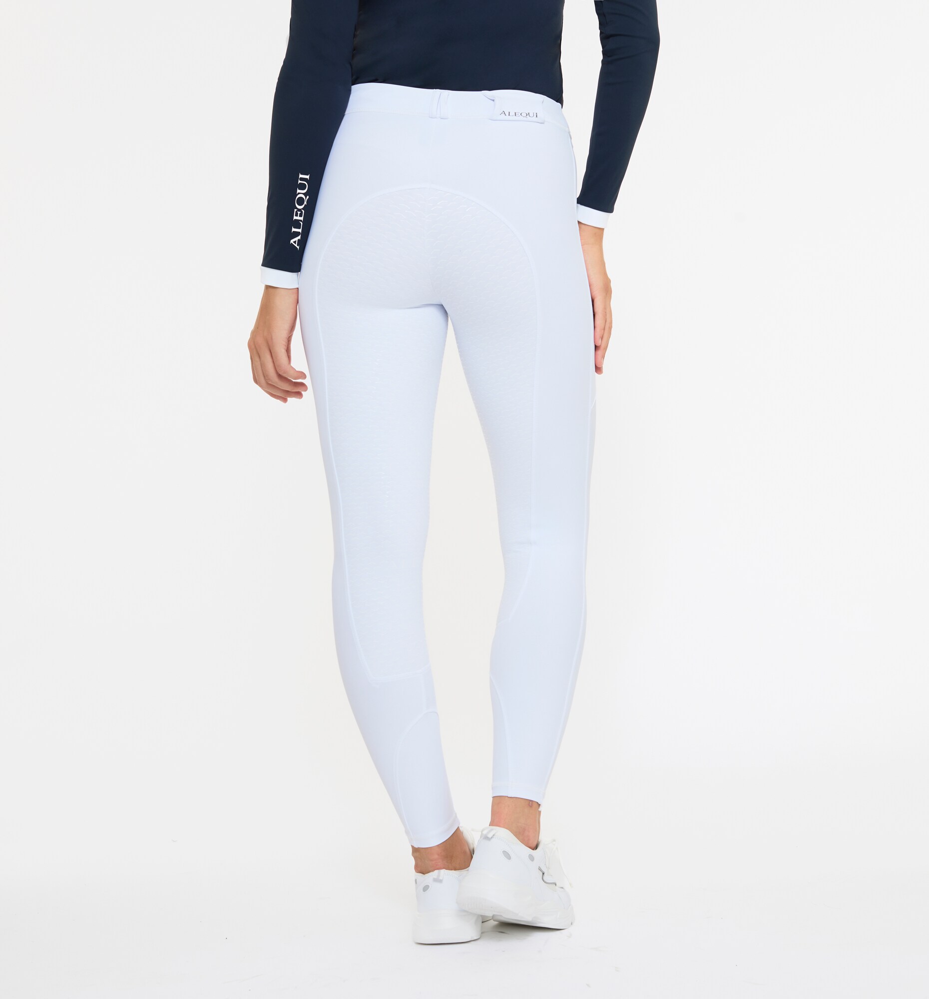 Riding breeches  Noma Alequi