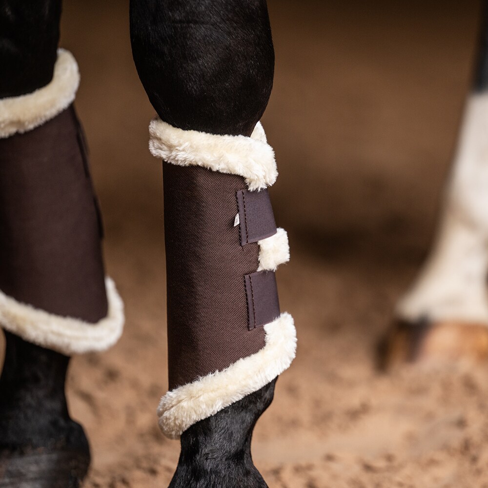 Brushing Boots  Lexington Fairfield®